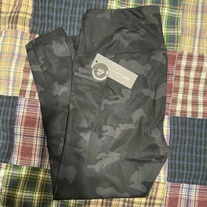 Yogalicious lux leggings